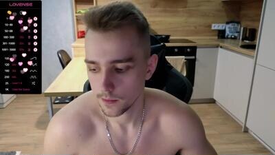 larstar01 public webcam profile photo 3