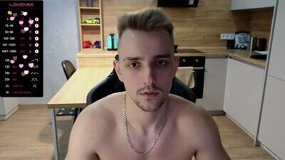 larstar01 public webcam profile photo 5