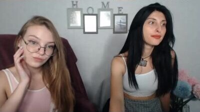 laura___sweet public webcam profile photo 7
