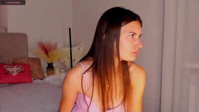 laura__leee public webcam profile photo 2