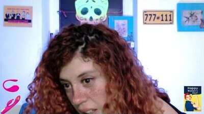 laura_fountain_ public webcam profile photo 9