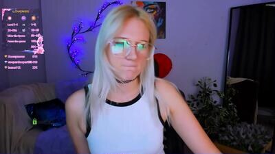 laura_queen_