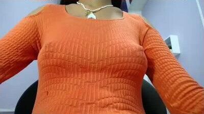 lauramossart public webcam profile photo 7