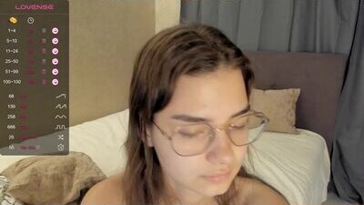 laurawhitea public webcam profile photo 5