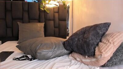 laurenblonde22 public webcam profile photo 10