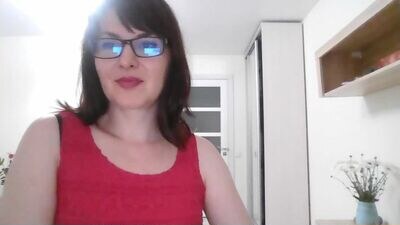lavender_victoria public webcam profile photo 3