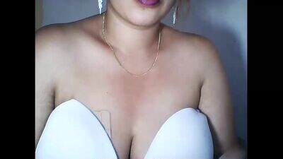 layanah12 public webcam profile photo 2