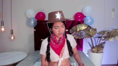 leahcaarter public webcam profile photo 5