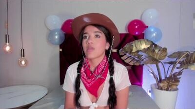 leahcaarter public webcam profile photo 8