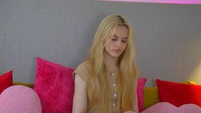 lealamour public webcam profile photo 3