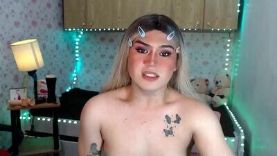 leighcortesi public webcam profile photo 3