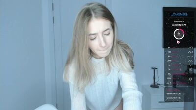 leilahase public webcam profile photo 3