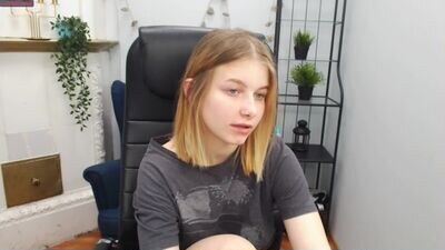 lemon_girl_ public webcam profile photo 2