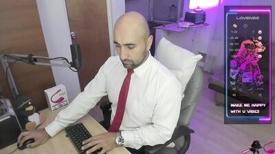 leon_1717 public webcam profile photo 2