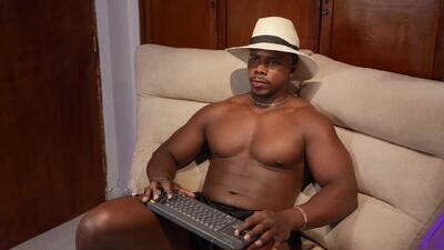 leonardo_jones1 public webcam profile photo 4