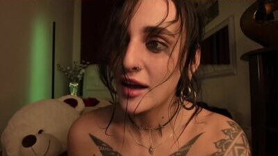leonasabbath public webcam profile photo 9