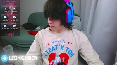 leonkissboy