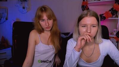 leslie_bird public webcam profile photo 8