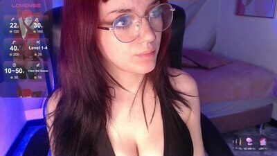 lessboobs_gh public webcam profile photo 7