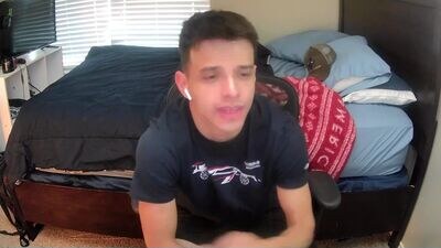letsplayblake public webcam profile photo 2