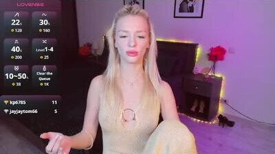lexieblonde public webcam profile photo 5