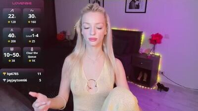 lexieblonde public webcam profile photo 6