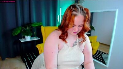 leyaloveee public webcam profile photo 7