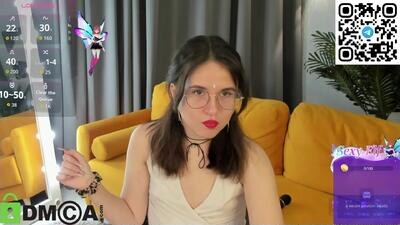 leylamirage public webcam profile photo 3