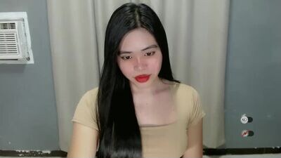 lhara_cumming public webcam profile photo 2