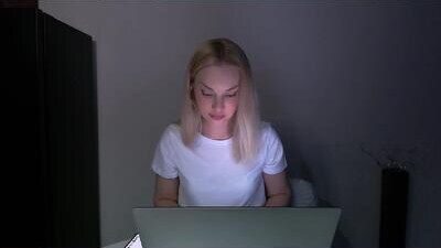 lia_florance public webcam profile photo 5