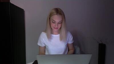 lia_florance public webcam profile photo 6