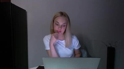 lia_florance public webcam profile photo 9