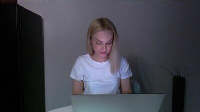 lia_florance public webcam profile photo 10