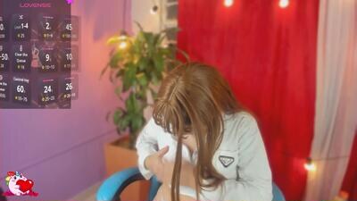 lia_little18 public webcam profile photo 3