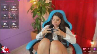 lia_little18 public webcam profile photo 10