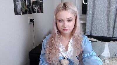 liaandsadboy public webcam profile photo 2