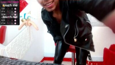liam_harpers public webcam profile photo 8