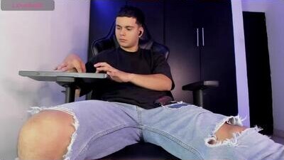 liam_mateo_ public webcam profile photo 5