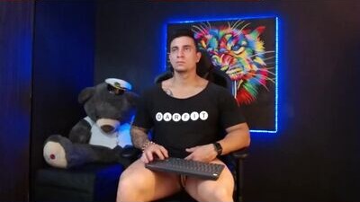 liam_maxim public webcam profile photo 7
