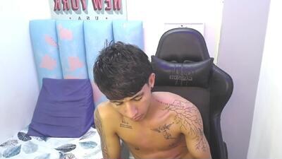 liam_play