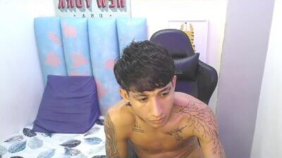 liam_play public webcam profile photo 10