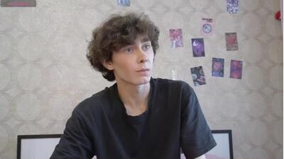 liam_wins public webcam profile photo 3