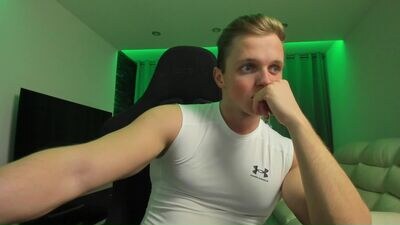 liamvasylyk public webcam profile photo 3