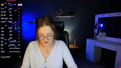 liana_kisses public webcam profile photo 7