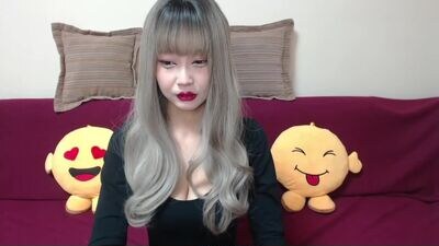 liapuree public webcam profile photo 3