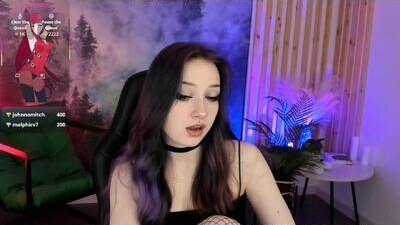 lii_luu public webcam profile photo 7