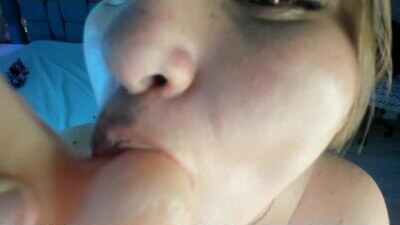 liiavelvet public webcam profile photo 8