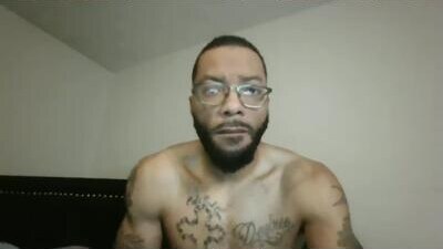 liightskinlover public webcam profile photo 5
