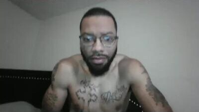 liightskinlover public webcam profile photo 6