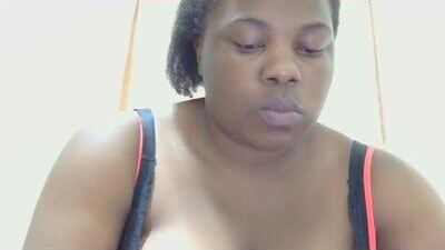 liilcutiee public webcam profile photo 6